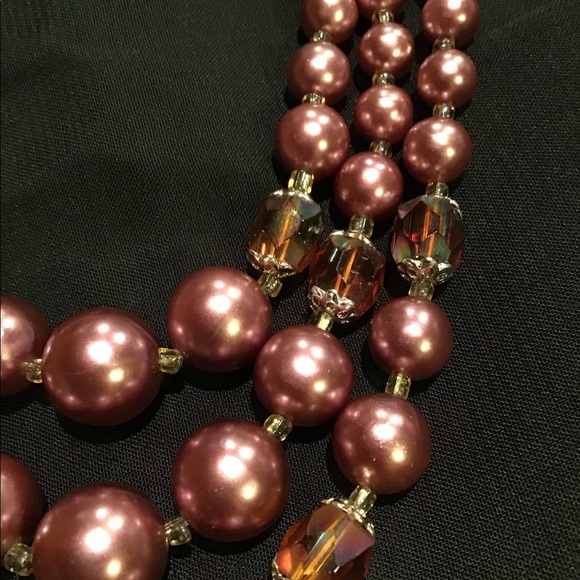 Japan  Mauve Triple-Strand Faux Pearl Necklace - Picture 4 of 6